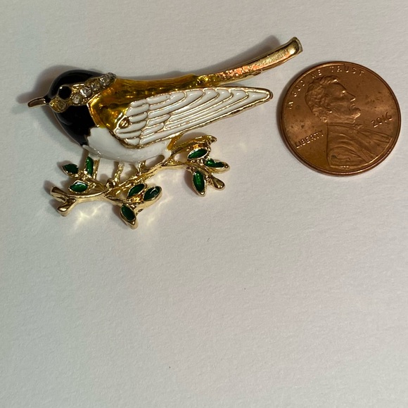 Oriole Pin Brooche!  NWOT!! Rhinestones!! - Picture 2 of 4